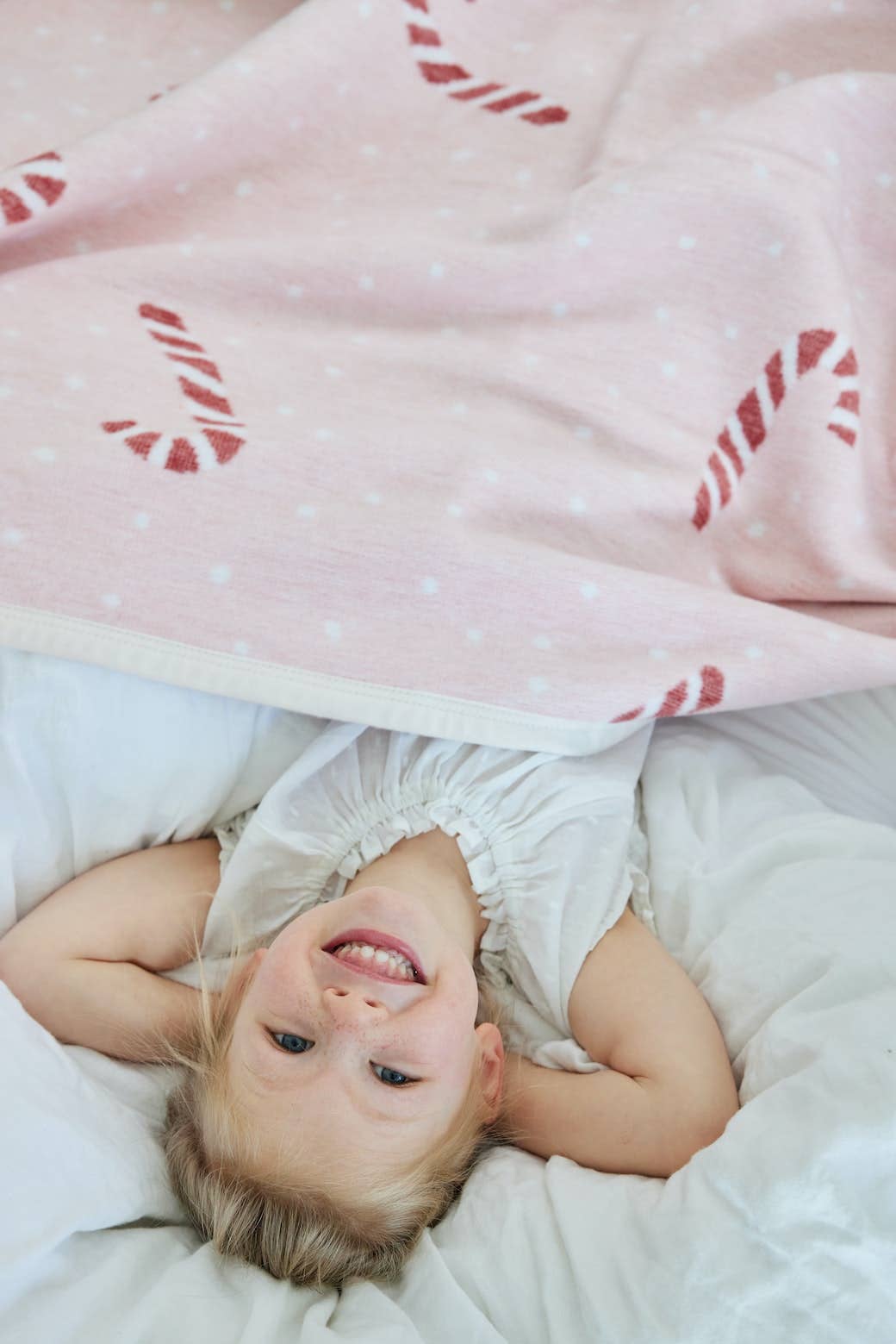 Candy Canes Midi Blanket: Midi ChappWrap