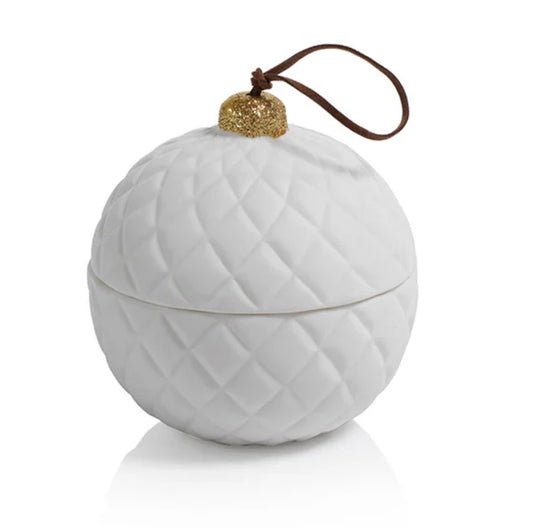 White porcelain ornament scented candle - fir scent